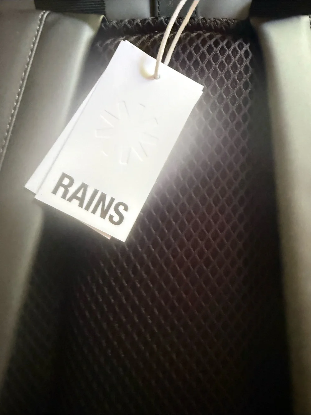 RAINS Rolltop Rucksack W3 Metallic Grey Waterproof Backpack Outdoor NWT Style